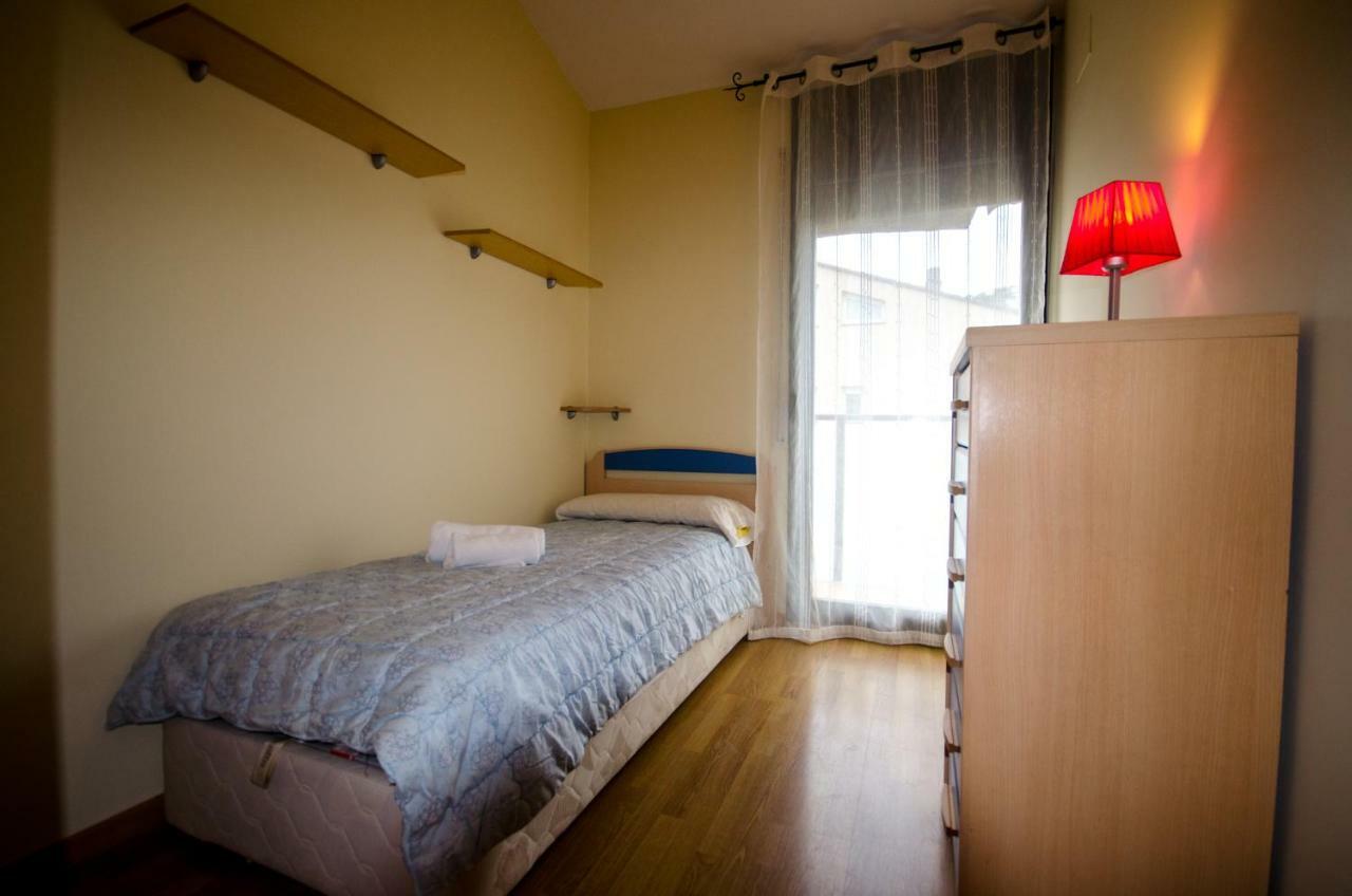 Сasa de vacaciones Casa Con Piscina Y Parking En
