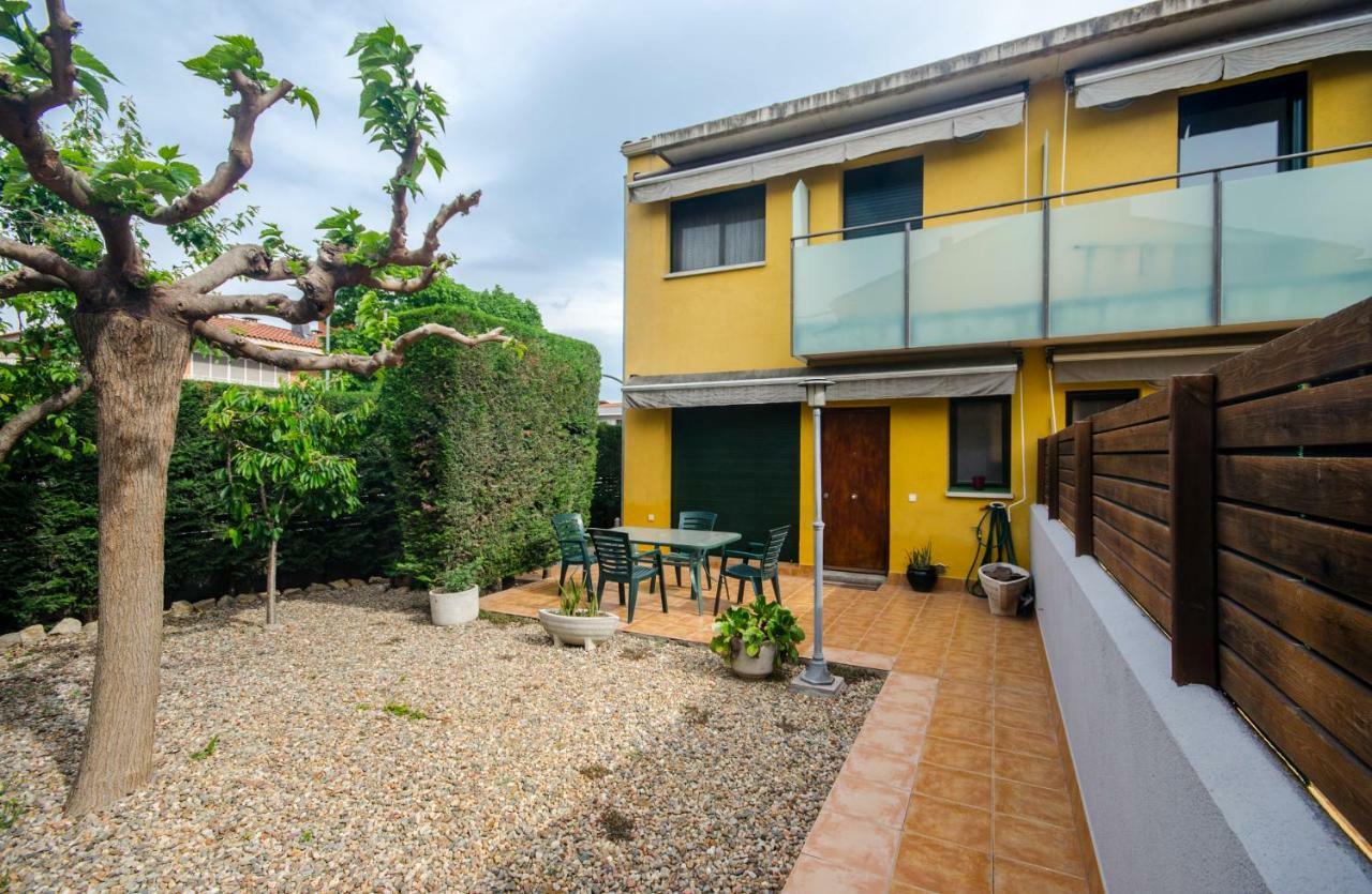 Сasa de vacaciones Casa Con Piscina Y Parking En Gerona