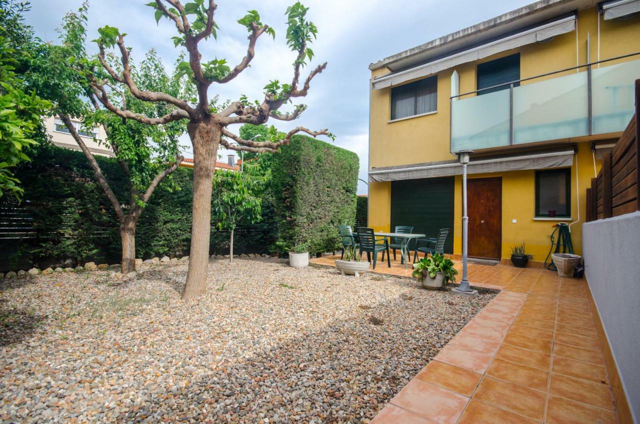 Casa Con Piscina Y Parking En Vakantiehuis Gerona